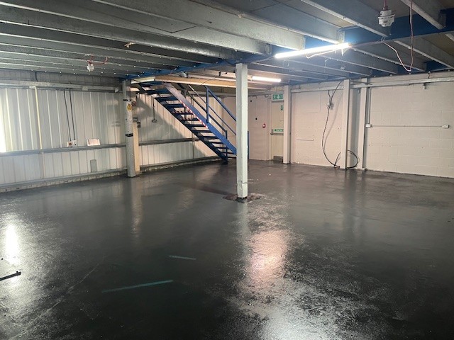 Industrial Unit in Rugeley - photo 2